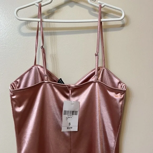 BRAND NEW- BLUSH PINK DRESS - Picture 8 of 10